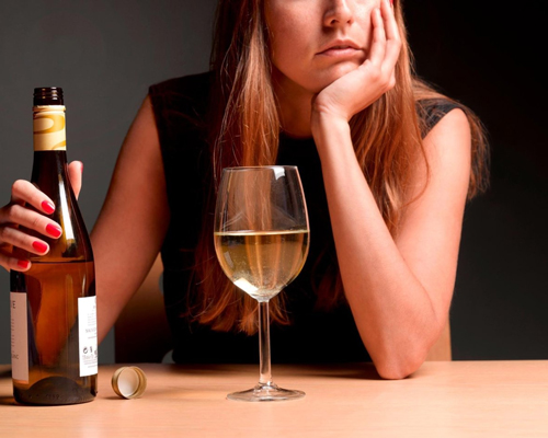 Анонимное лечение женского алкоголизма в Поворино
